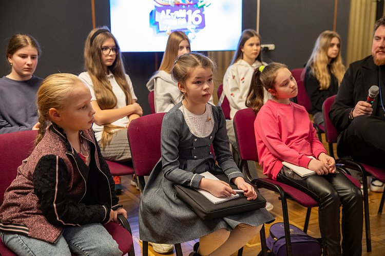 Первые мастер-классы в рамках творческого молодежного проекта «Детям до 16»